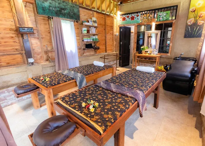 Doni House &